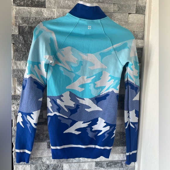 Women’s SWEATY BETTY 1/4 Zip Ski Baselayer Mountain Scene Top-Blue-Small - Picture 3 of 6